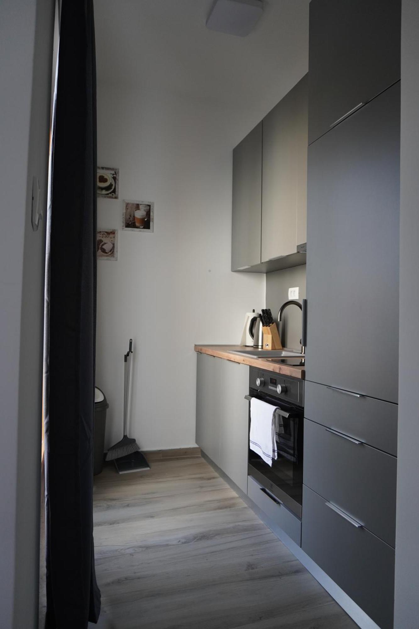 Fjaka Apartments & Rooms Šibenik Esterno foto